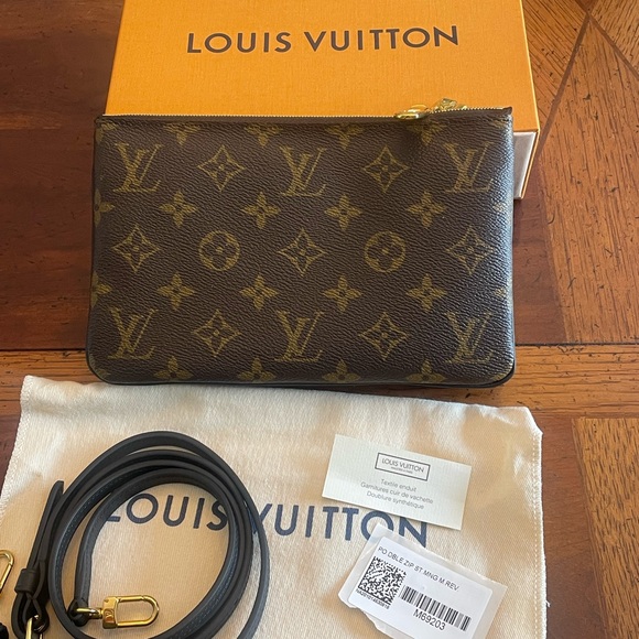 Louis Vuitton double zip pochette - Picture 2 of 7